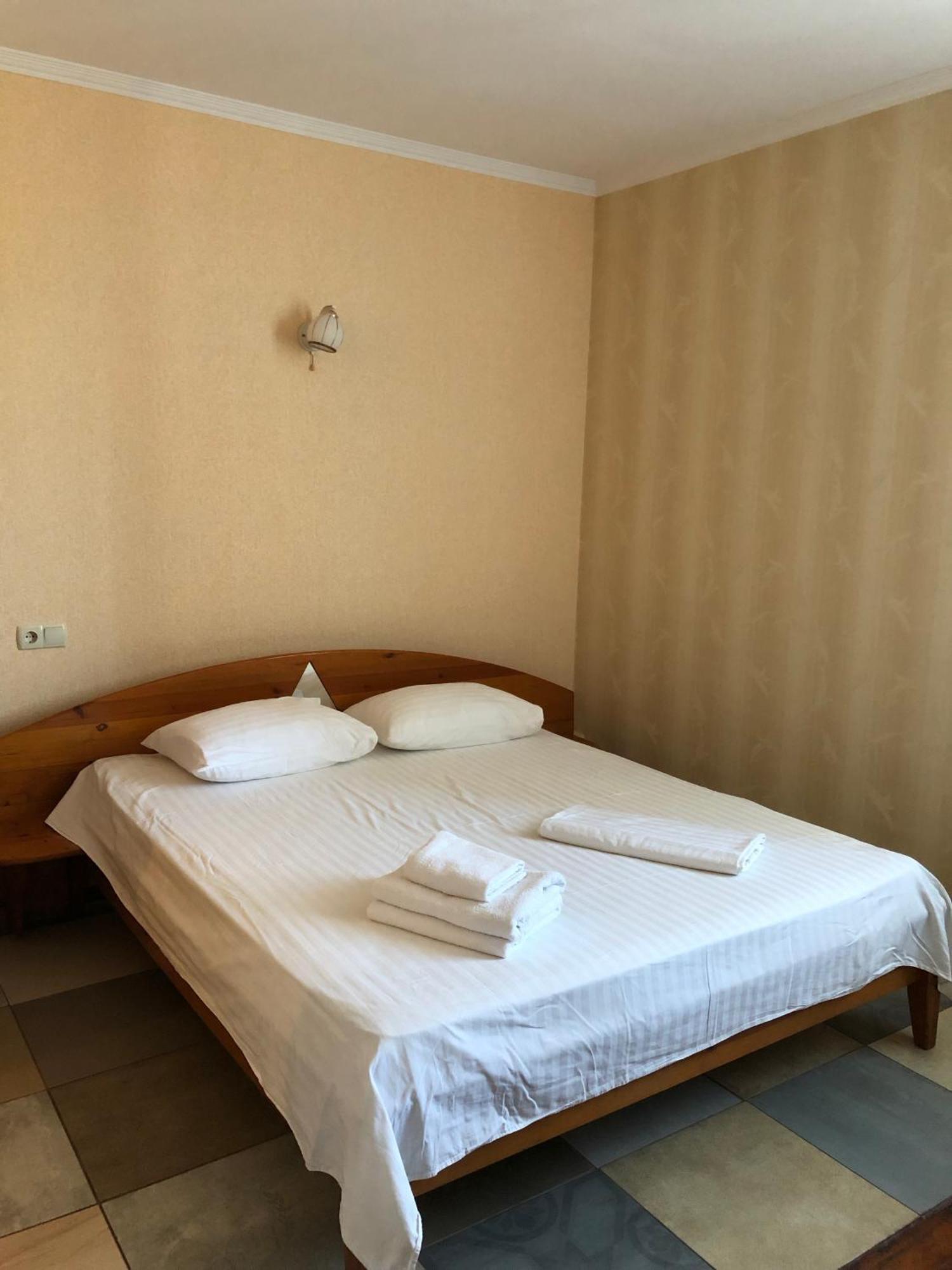Zhuliany City Hotel Gatnoye Exterior photo