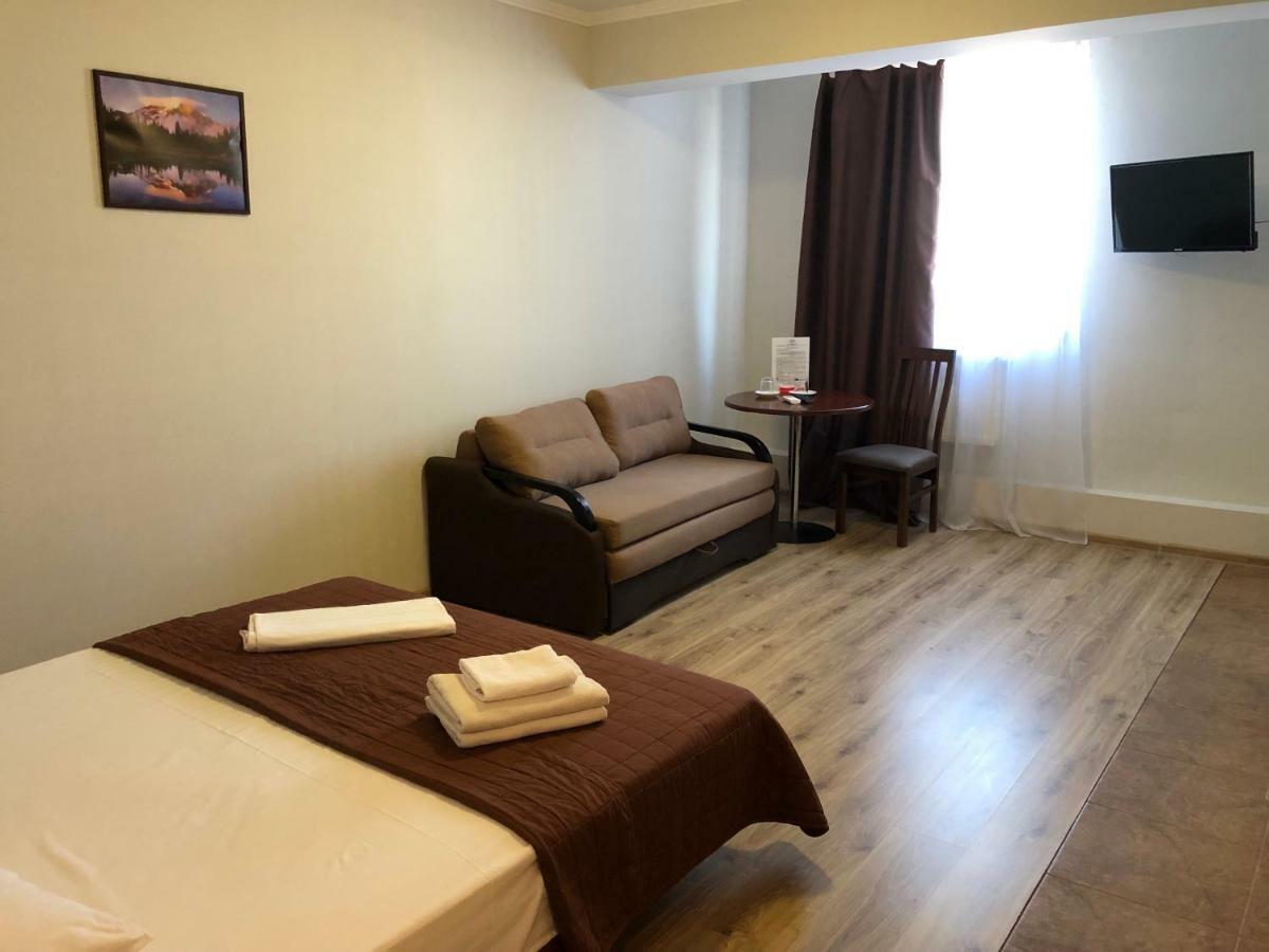 Zhuliany City Hotel Gatnoye Exterior photo