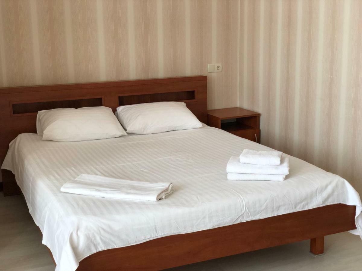 Zhuliany City Hotel Gatnoye Exterior photo